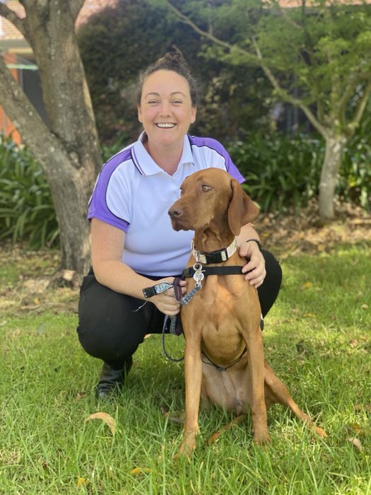 Kathryn and Whitney, a PAWS volunteer team