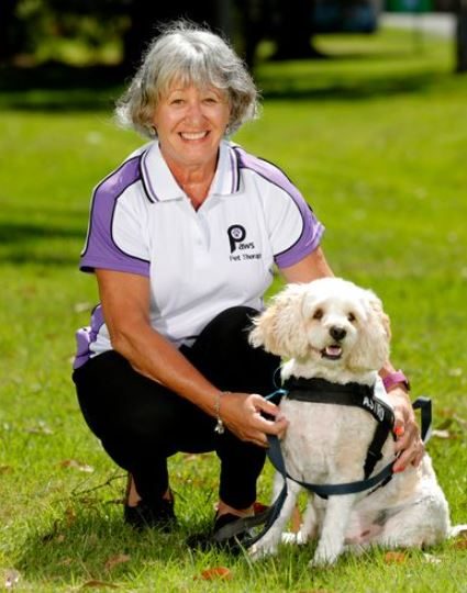 Mary and Astro, a PAWS volunteer team