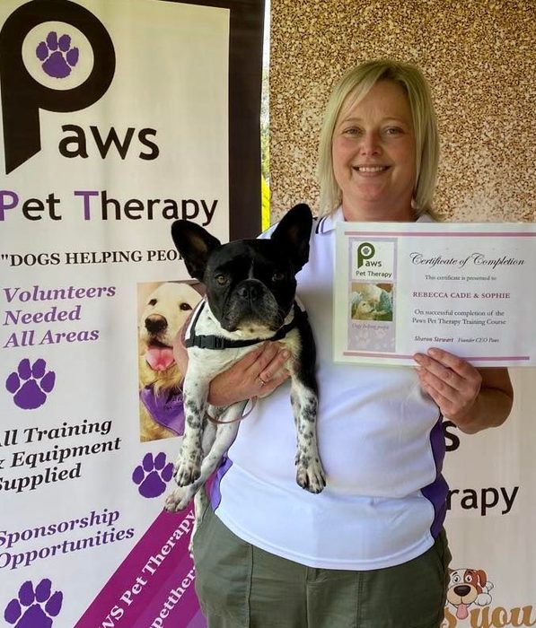 Rebecca and Sophie, a PAWS volunteer team