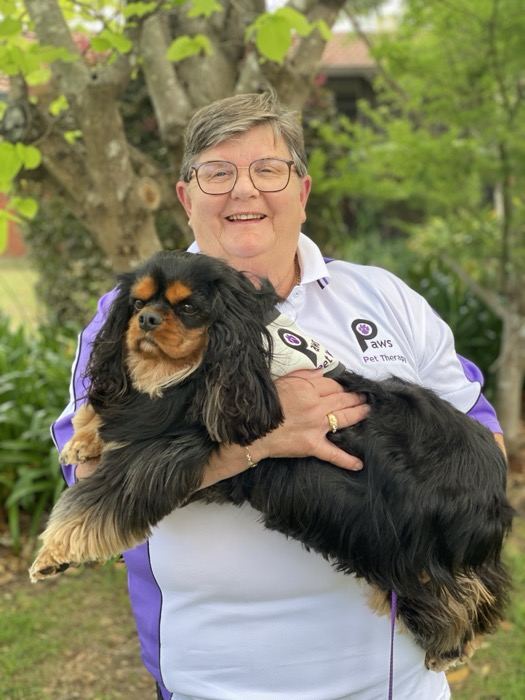 Robyn and Clark, a PAWS volunteer team