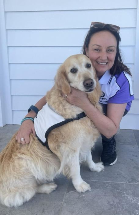 Sabrina and Molly, a PAWS volunteer team